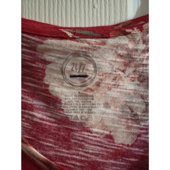 Maurices 24/7 Top - Picture 3 of 3